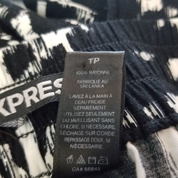 EXPRESS Rayon Shorts. SIZE XS. - Picture 3 of 4